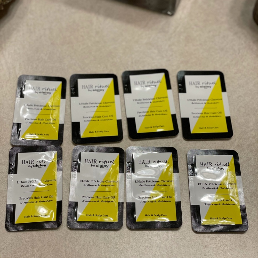 Sisley-Paris
Hair Rituel Precious Hair Care Oil